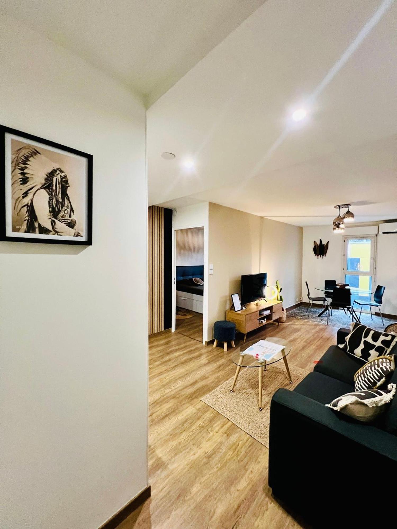 T2 Beaux Arts Parking Prive Gratuit Apartamento Montpellier